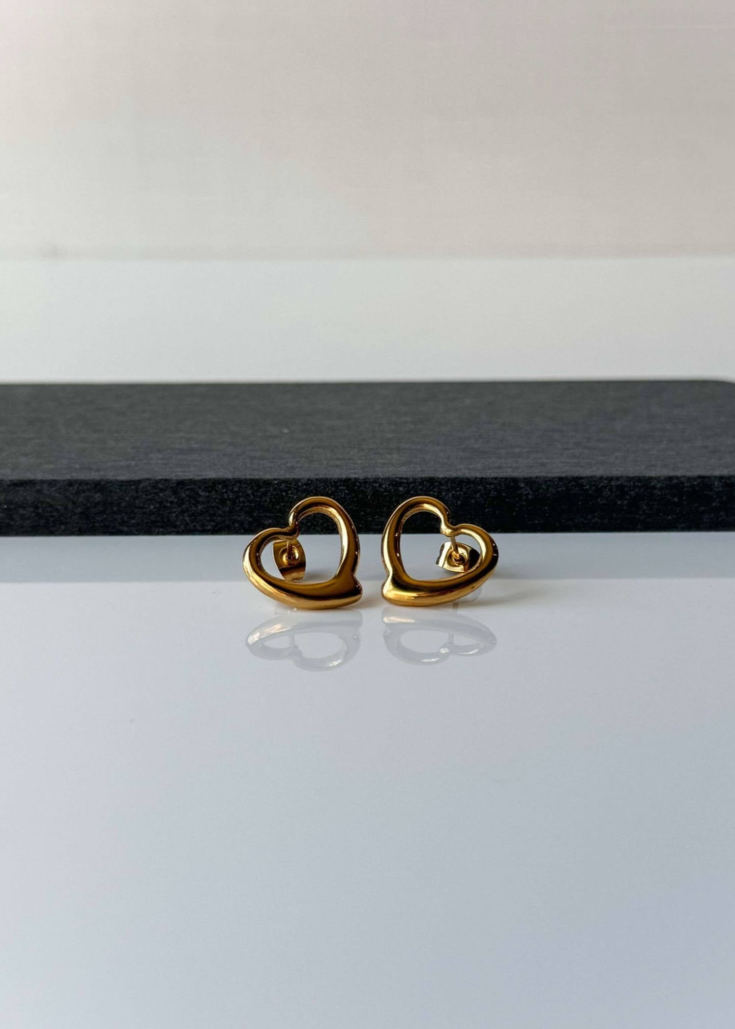 Alice Heart Studs