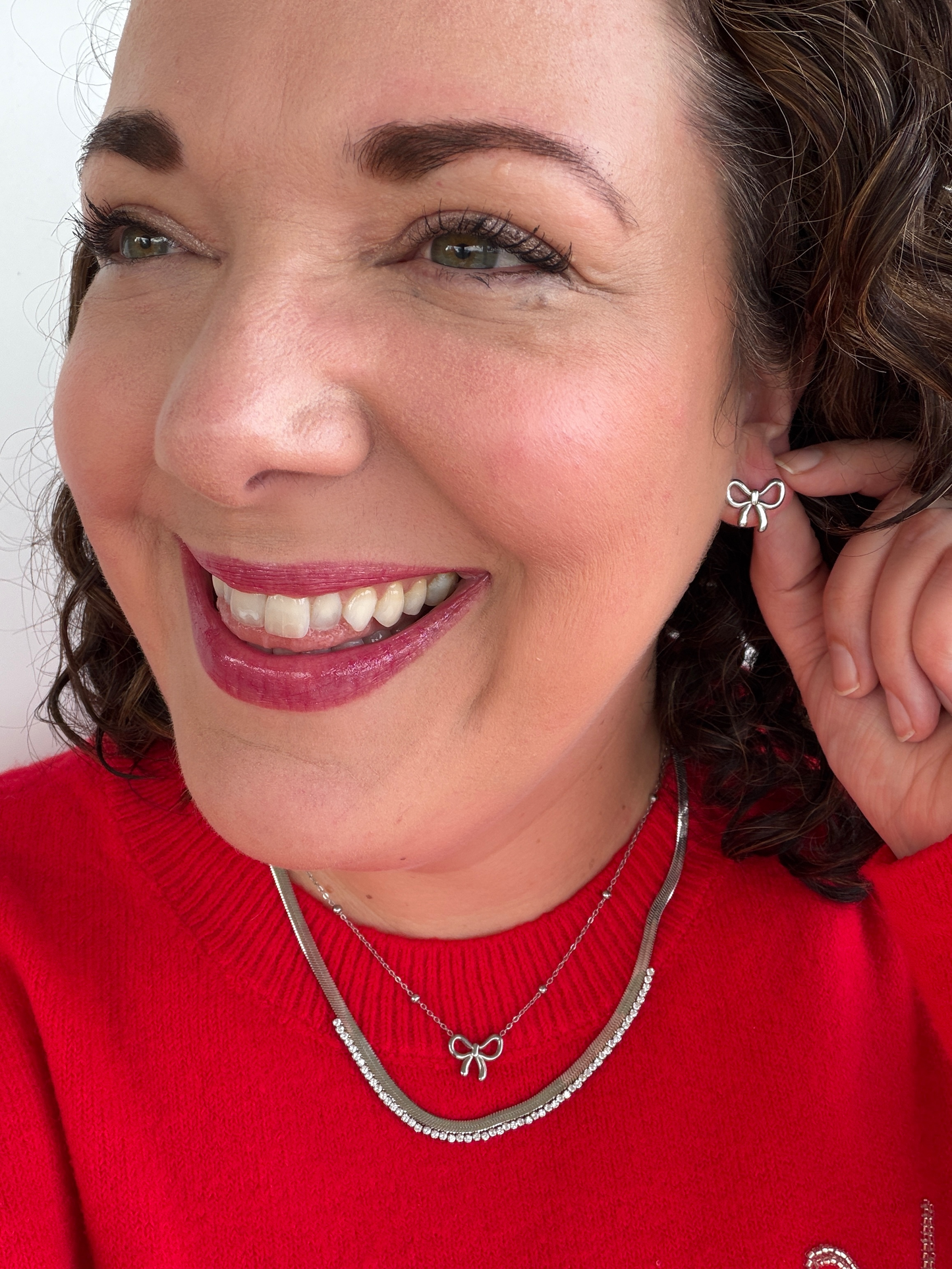 Delicate Bow Layering Necklace