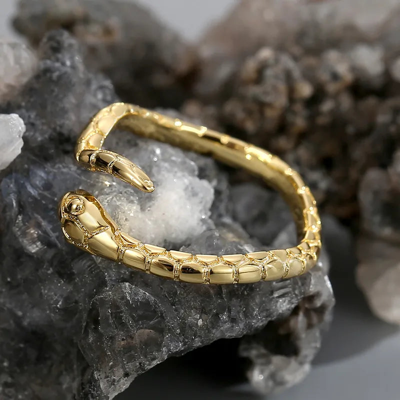 Dainty Snake Ring
