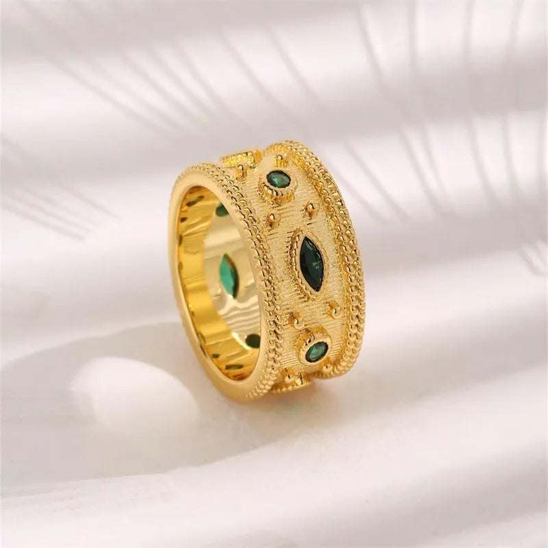 Amira Ring
