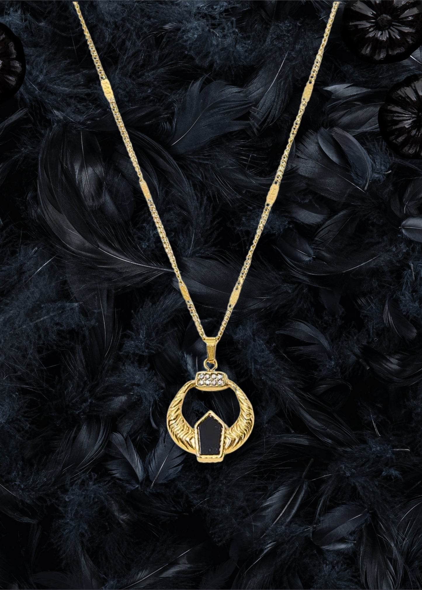 Amulet Necklace | Limited Edition