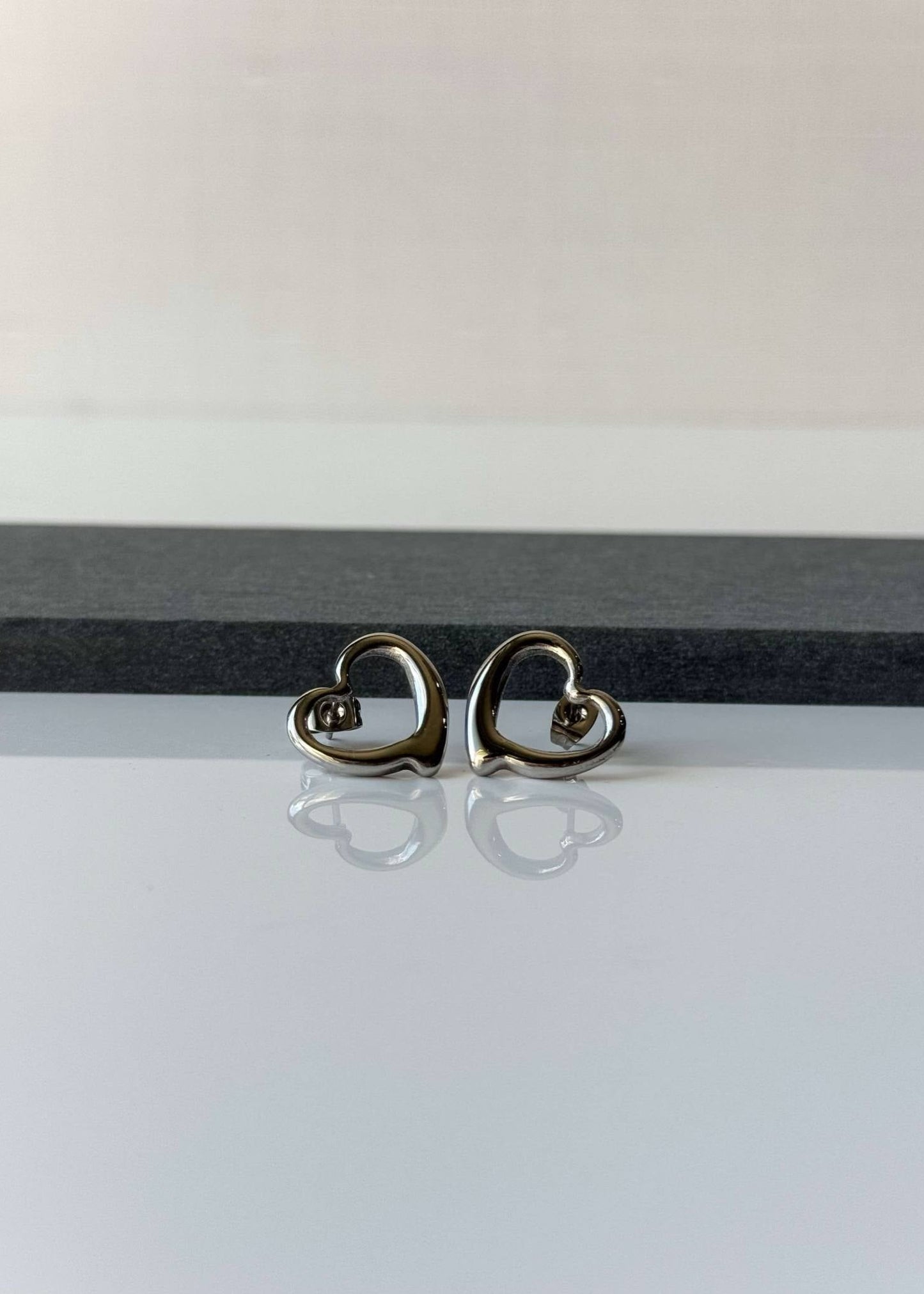 Alice Heart Studs