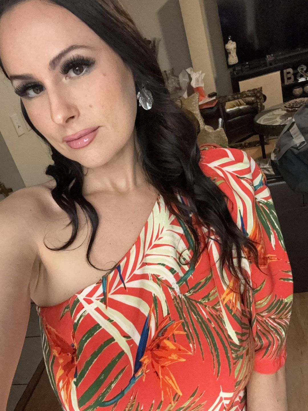 Liz Shell Earrings