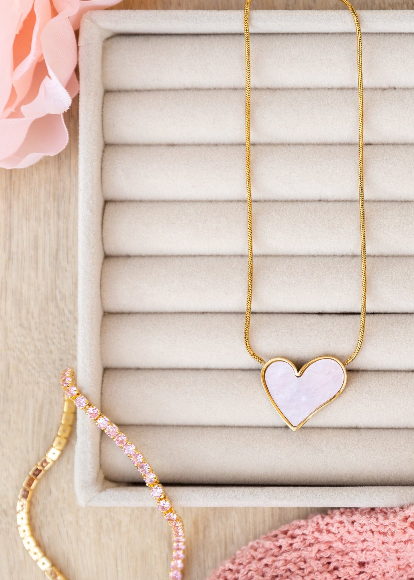 Rosa Heart Necklace | Pink Shoppe