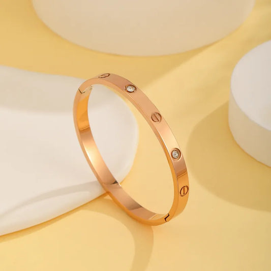 Isabella Notched Bangle (Pre-Order)