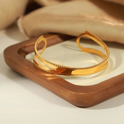 Sadie Cuff Bracelet [LAST ONE]