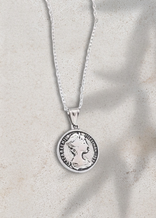 Reina Necklace