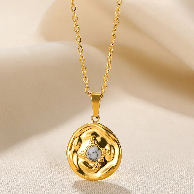 Maya Pendant Necklace (Pre-Order)