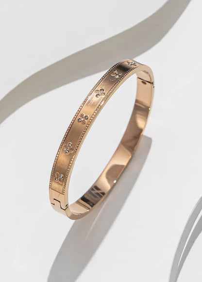 Blume Bangle