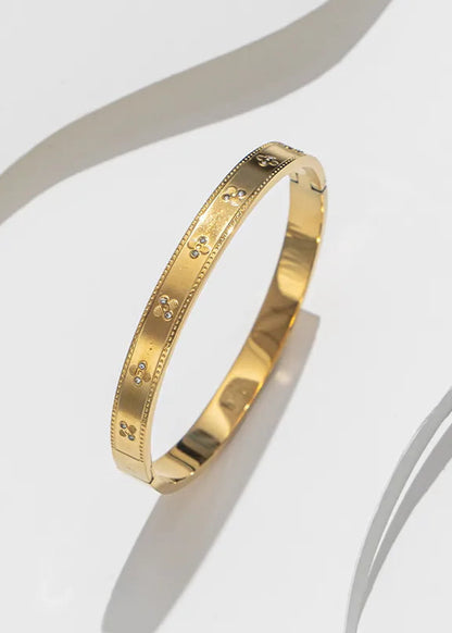 Blume Bangle